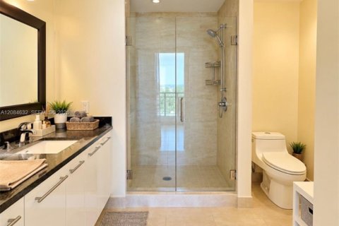 Condominio en venta en Miami, Florida, 1 dormitorio, 78.6 m2 № 2375948 - foto 12