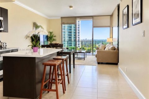 Condominio en venta en Miami, Florida, 1 dormitorio, 78.6 m2 № 2375948 - foto 8