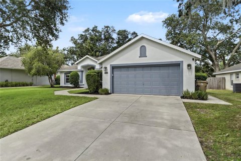 House in Leesburg, Florida 3 bedrooms, 183.85 sq.m. № 2403582 - photo 3