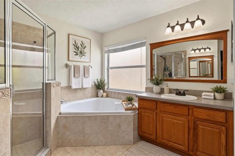 House in Leesburg, Florida 3 bedrooms, 183.85 sq.m. № 2403582 - photo 25