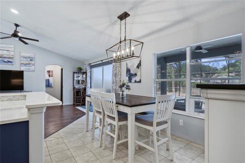 House in Leesburg, Florida 3 bedrooms, 183.85 sq.m. № 2403582 - photo 7