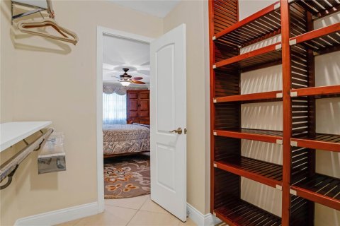 Condo in Pompano Beach, Florida, 2 bedrooms № 2245745 - photo 30