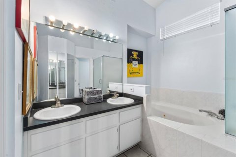 Villa ou maison à vendre à Gainesville, Floride: 3 chambres, 157.1 m2 № 2419216 - photo 12