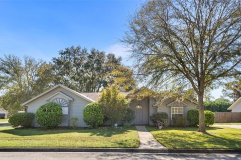 Villa ou maison à vendre à Gainesville, Floride: 3 chambres, 157.1 m2 № 2419216 - photo 29
