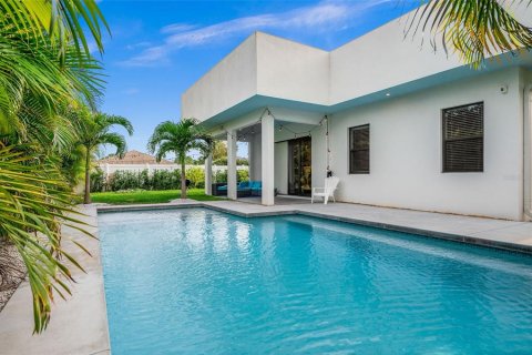 Villa ou maison à vendre à Sarasota, Floride: 3 chambres, 170.1 m2 № 1558991 - photo 1