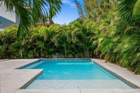 Villa ou maison à vendre à Sarasota, Floride: 3 chambres, 170.1 m2 № 1558991 - photo 23