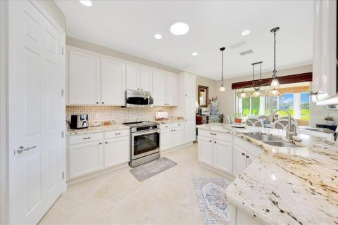 House in Ocala, Florida 3 bedrooms, 181.9 sq.m. № 1766974 - photo 15