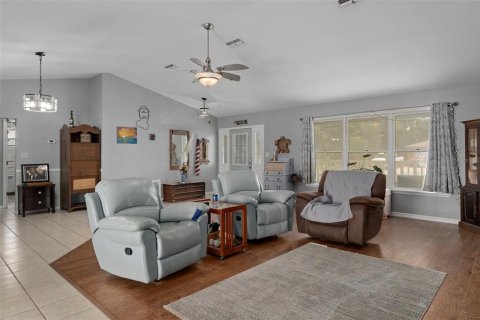 Villa ou maison à vendre à Spring Hill, Floride: 2 chambres, 132.29 m2 № 1906665 - photo 10