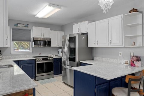 Villa ou maison à vendre à Spring Hill, Floride: 2 chambres, 132.29 m2 № 1906665 - photo 12