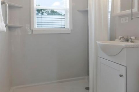 Casa en venta en Tampa, Florida, 2 dormitorios, 74.32 m2 № 2283905 - foto 15