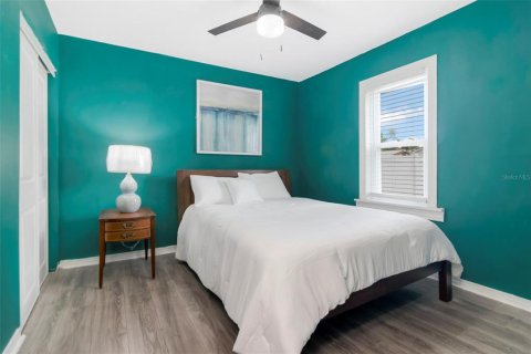 Casa en venta en Tampa, Florida, 2 dormitorios, 74.32 m2 № 2283905 - foto 11