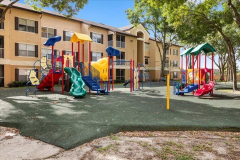 Copropriété à louer à Orlando, Floride: 3 chambres, 110.83 m2 № 2438092 - photo 10