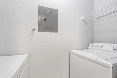 Copropriété à louer à Orlando, Floride: 3 chambres, 110.83 m2 № 2438092 - photo 29