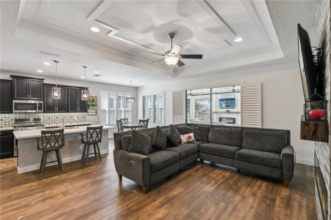 House in Winter Garden, Florida 3 bedrooms, 210.89 sq.m. № 2427063 - photo 13