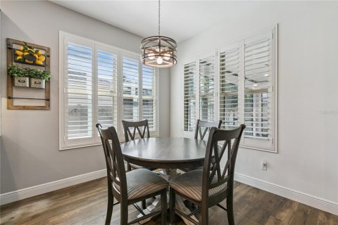 House in Winter Garden, Florida 3 bedrooms, 210.89 sq.m. № 2427063 - photo 15