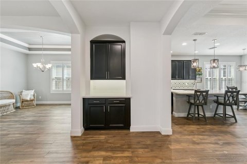 House in Winter Garden, Florida 3 bedrooms, 210.89 sq.m. № 2427063 - photo 7
