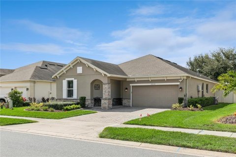 House in Winter Garden, Florida 3 bedrooms, 210.89 sq.m. № 2427063 - photo 3