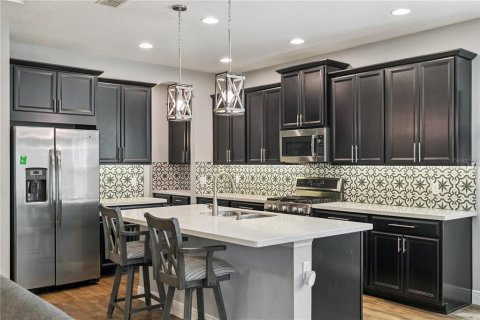 House in Winter Garden, Florida 3 bedrooms, 210.89 sq.m. № 2427063 - photo 18