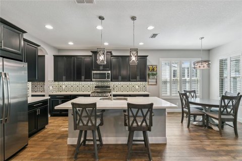 House in Winter Garden, Florida 3 bedrooms, 210.89 sq.m. № 2427063 - photo 19