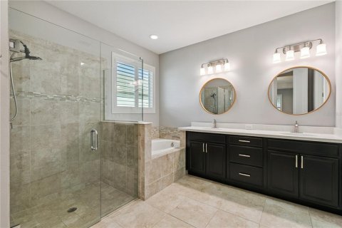 House in Winter Garden, Florida 3 bedrooms, 210.89 sq.m. № 2427063 - photo 28