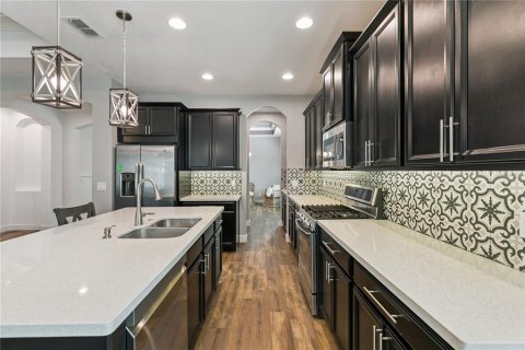 House in Winter Garden, Florida 3 bedrooms, 210.89 sq.m. № 2427063 - photo 22