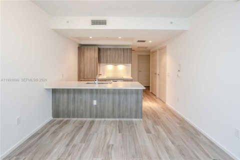 Appartement à louer à Miami, Floride: 1 chambre, 78.87 m2 № 2055640 - photo 3
