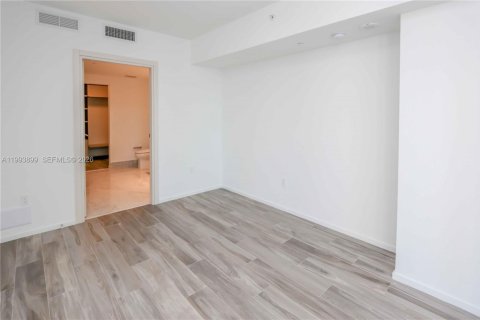 Appartement à louer à Miami, Floride: 1 chambre, 78.87 m2 № 2055640 - photo 19