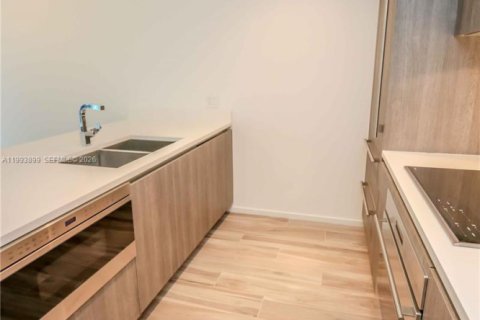 Appartement à louer à Miami, Floride: 1 chambre, 78.87 m2 № 2055640 - photo 7