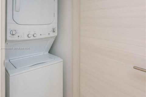 Appartement à louer à Miami, Floride: 1 chambre, 78.87 m2 № 2055640 - photo 16