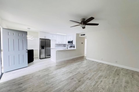 Condo in Delray Beach, Florida, 2 bedrooms  № 2169915 - photo 18