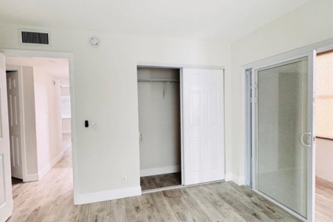 Condo in Delray Beach, Florida, 2 bedrooms  № 2169915 - photo 27