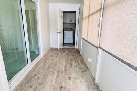 Condo in Delray Beach, Florida, 2 bedrooms  № 2169915 - photo 5