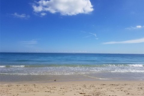 Condominio en alquiler en Lauderdale-by-the-Sea, Florida, 1 dormitorio, 69.68 m2 № 2250616 - foto 6