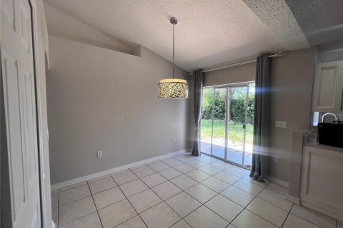 Casa en alquiler en Chuluota, Florida, 4 dormitorios, 193.98 m2 № 1895083 - foto 10