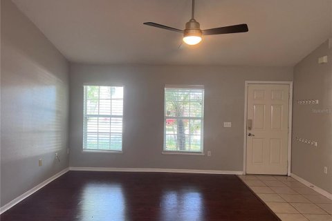 Casa en alquiler en Chuluota, Florida, 4 dormitorios, 193.98 m2 № 1895083 - foto 3