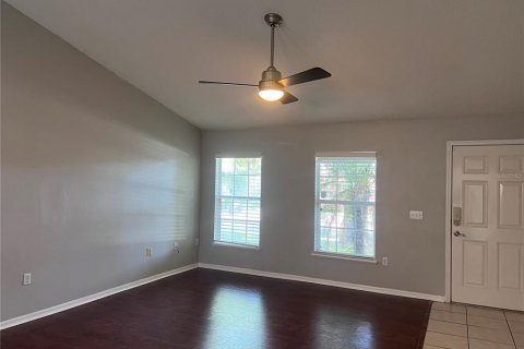 Casa en alquiler en Chuluota, Florida, 4 dormitorios, 193.98 m2 № 1895083 - foto 2