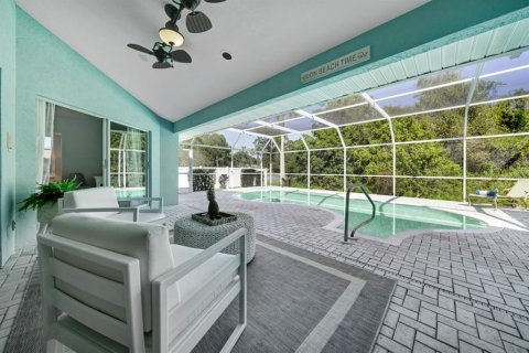 House in Englewood, Florida 3 bedrooms, 210.8 sq.m. № 2391409 - photo 25