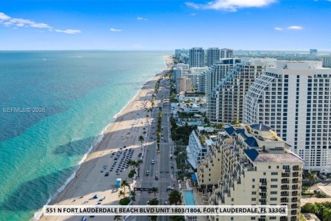 Condominio en Fort Lauderdale, Florida, 2 dormitorios № 2033437