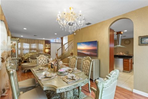 Купить виллу или дом в Мирамар, Флорида 5 спален, 325.25м2, № 1987894 - фото 16