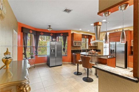 Купить виллу или дом в Мирамар, Флорида 5 спален, 325.25м2, № 1987894 - фото 23