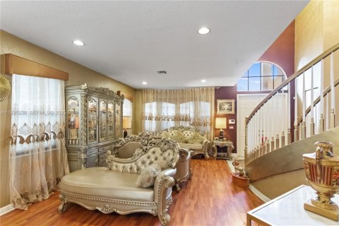 Купить виллу или дом в Мирамар, Флорида 5 спален, 325.25м2, № 1987894 - фото 14