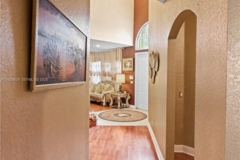 Купить виллу или дом в Мирамар, Флорида 5 спален, 325.25м2, № 1987894 - фото 27