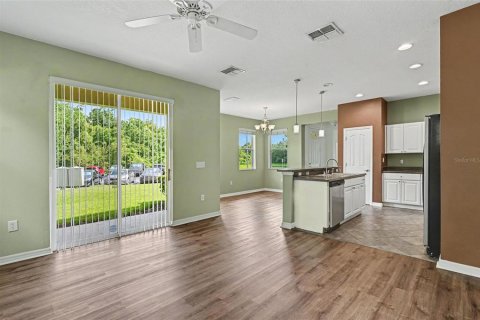Adosado en alquiler en Sanford, Florida, 3 dormitorios, 176.05 m2 № 2202025 - foto 4