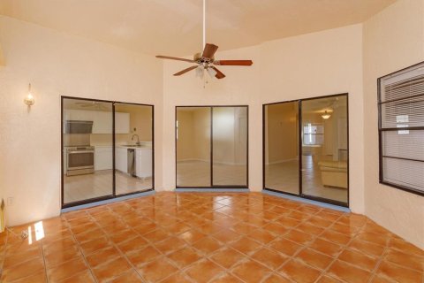 Casa en venta en Orlando, Florida, 3 dormitorios, 189.8 m2 № 1901889 - foto 13