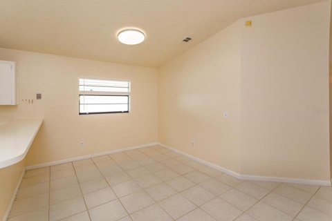 Casa en venta en Orlando, Florida, 3 dormitorios, 189.8 m2 № 1901889 - foto 7