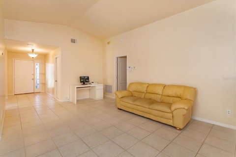 Casa en venta en Orlando, Florida, 3 dormitorios, 189.8 m2 № 1901889 - foto 4