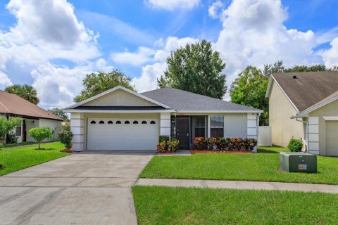 Casa en venta en Orlando, Florida, 3 dormitorios, 189.8 m2 № 1901889 - foto 2