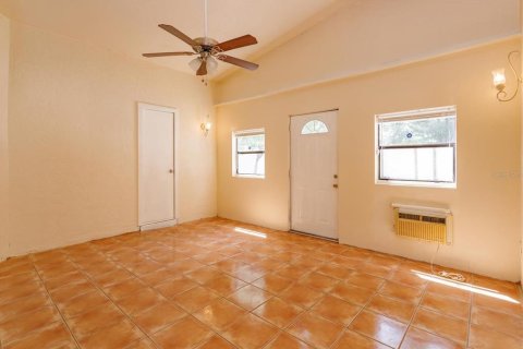 Casa en venta en Orlando, Florida, 3 dormitorios, 189.8 m2 № 1901889 - foto 12