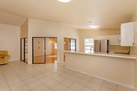 Casa en venta en Orlando, Florida, 3 dormitorios, 189.8 m2 № 1901889 - foto 9
