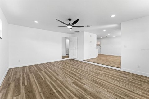 Villa ou maison à vendre à Titusville, Floride: 4 chambres, 167.22 m2 № 2094433 - photo 16